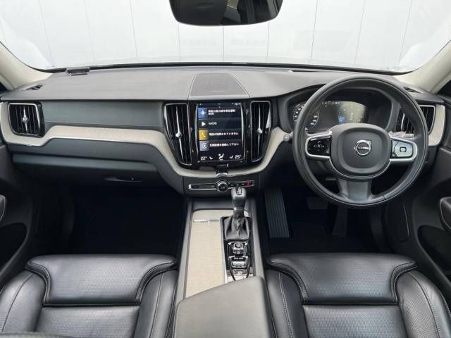 Volvo XC60 2019-12 14644-1