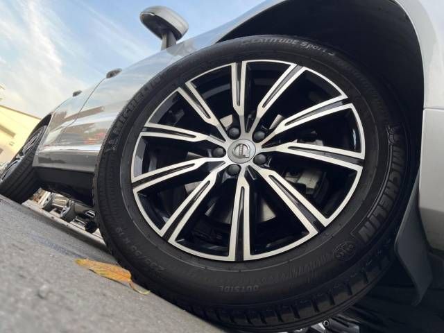 Volvo XC60 2019-12 14644-14