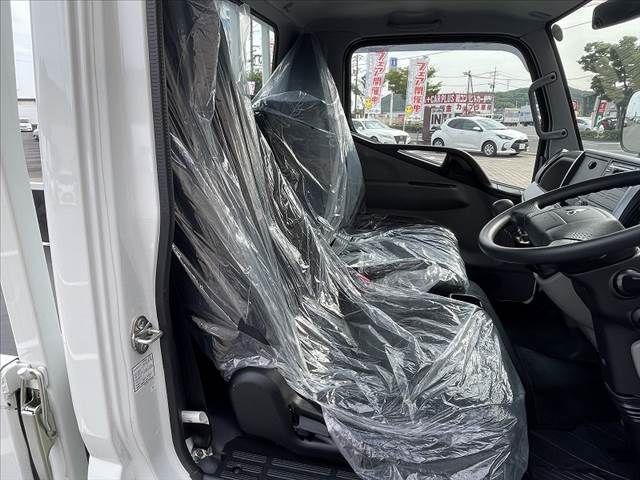 Mitsubishi CANTER 2023-02 8399-5