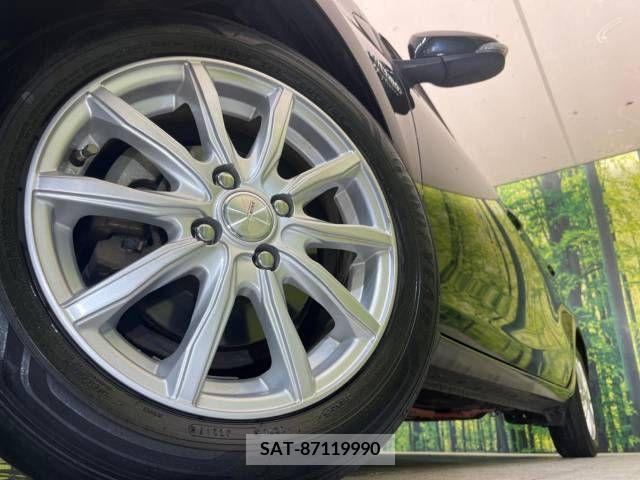Toyota AQUA 2012-08 356232-13