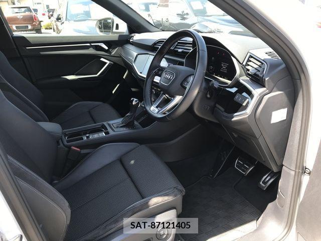 Audi Q3 2021-03 261317-10