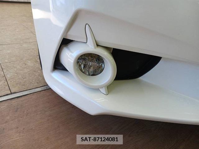 Toyota CROWN SEDAN 2013-07 215387-11
