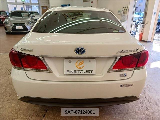 Toyota CROWN SEDAN 2013-07 215387-5