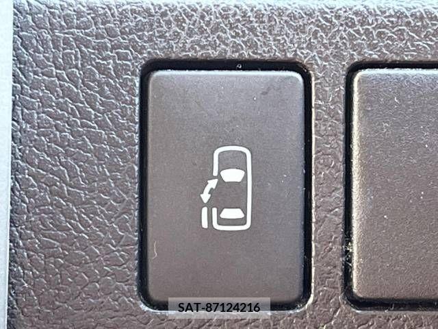 Toyota VOXY 2010-08 395012-6
