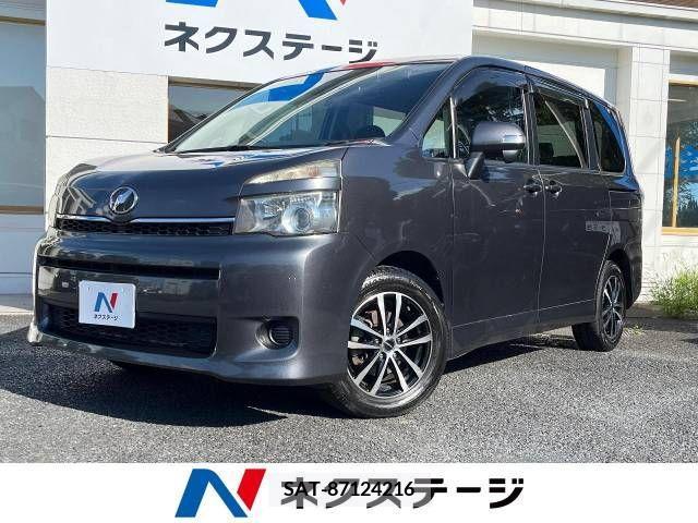 Toyota VOXY 2010-08 395012-0
