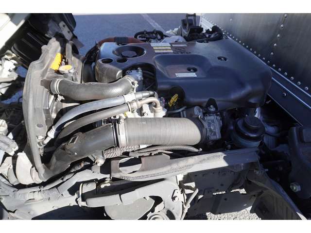 Isuzu ELF TRUCK 2014-06 184156-12