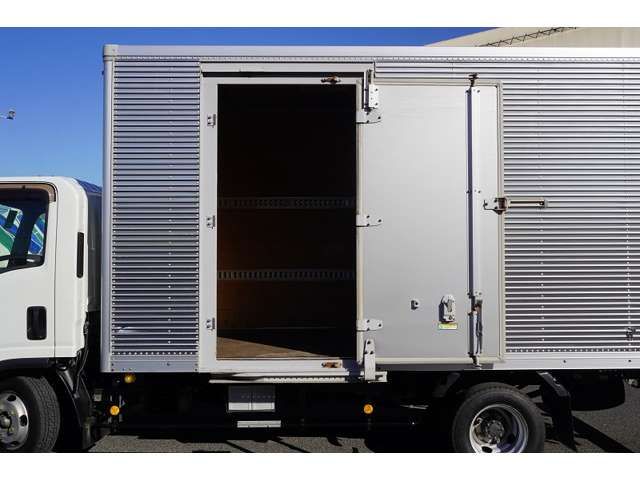 Isuzu ELF TRUCK 2014-06 184156-15