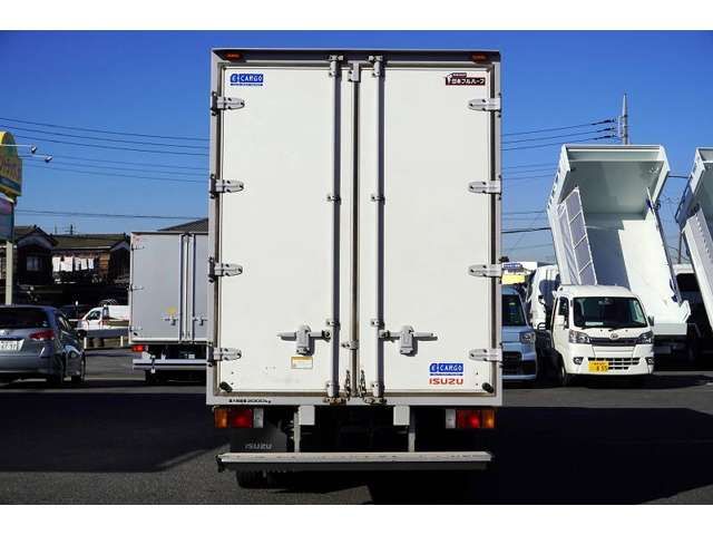 Isuzu ELF TRUCK 2014-06 184156-3