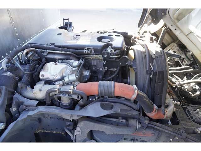Isuzu ELF TRUCK 2014-06 184156-13