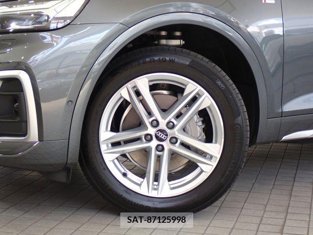 Audi Q5 2021-07 380105-24