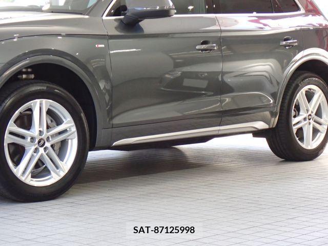 Audi Q5 2021-07 380105-22