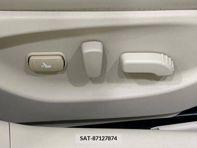 Nissan SKYLINE 2015-02 285213-5