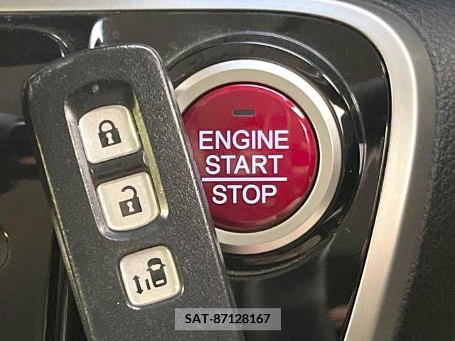 Honda N BOX CUSTOM 2017-05 306695-5