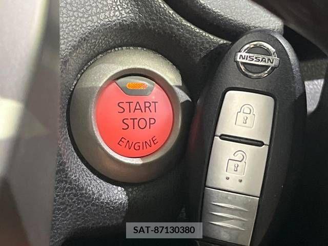 Nissan NOTE 2015-10 302392-4
