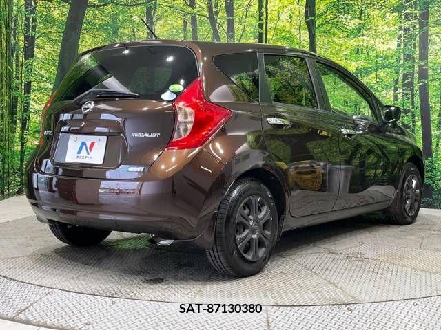 Nissan NOTE 2015-10 302392-17