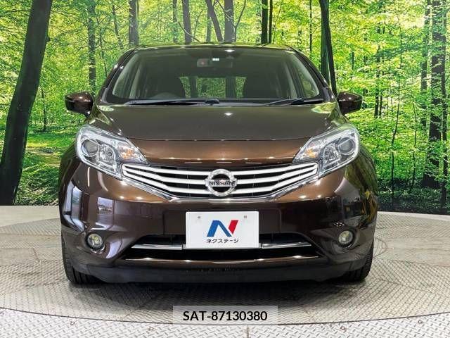 Nissan NOTE 2015-10 302392-14
