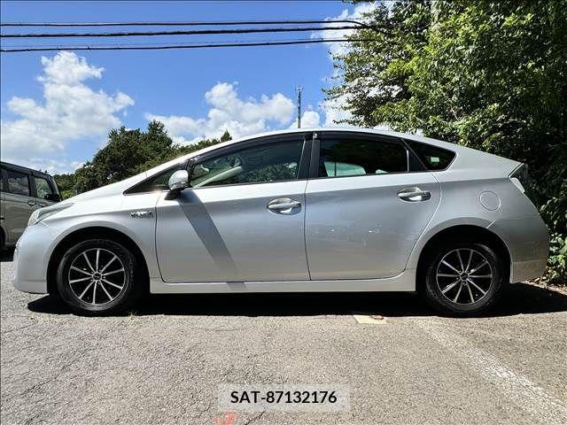 Toyota PRIUS 2012-05 366654-5