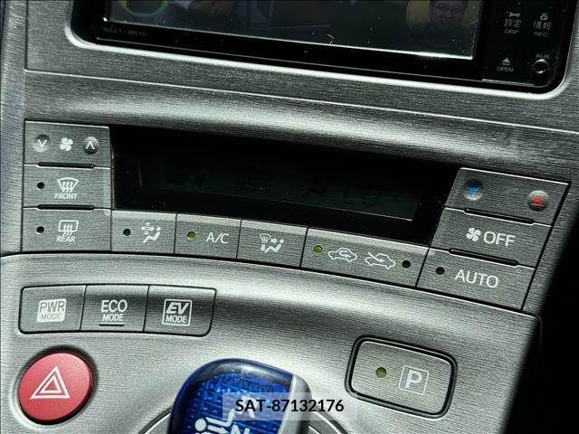 Toyota PRIUS 2012-05 366654-12