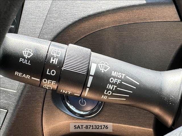 Toyota PRIUS 2012-05 366654-28
