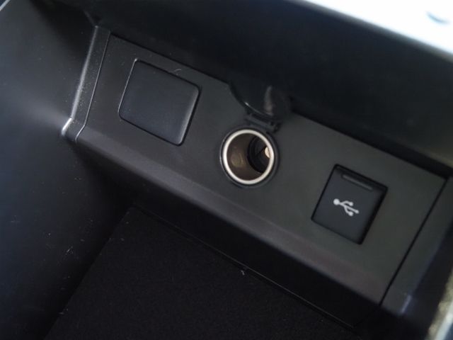 Toyota ALPHARD HYBRID 2020-02 13566-29
