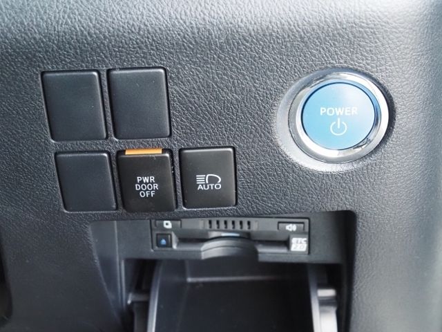 Toyota ALPHARD HYBRID 2020-02 13566-28