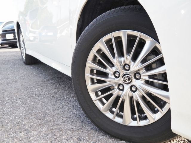 Toyota ALPHARD HYBRID 2020-02 13566-8