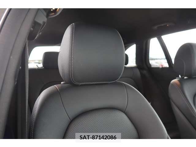 Mercedes Benz C-CLASS 2019-11 332047-23