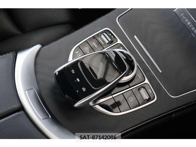 Mercedes Benz C-CLASS 2019-11 332047-17