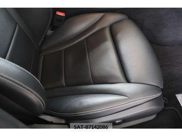 Mercedes Benz C-CLASS 2019-11 332047-25