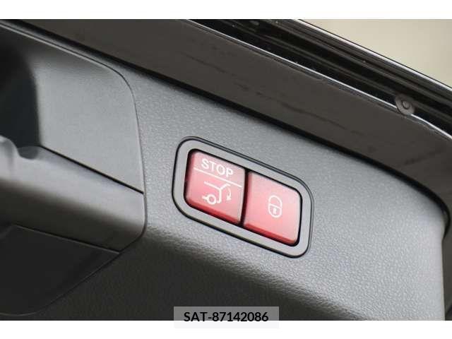 Mercedes Benz C-CLASS 2019-11 332047-29