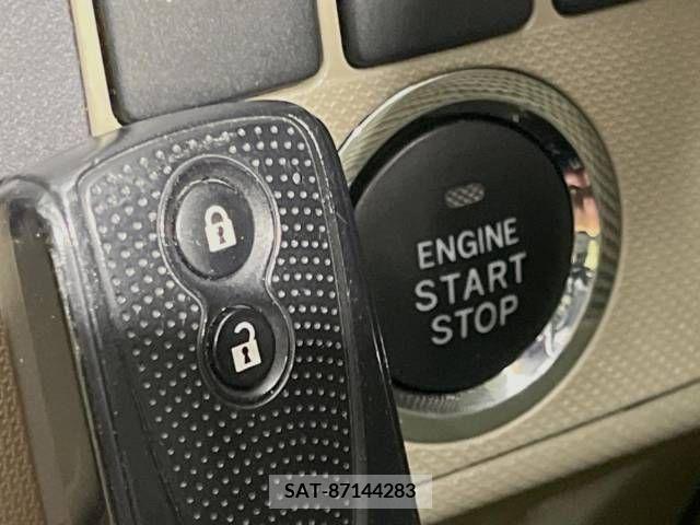 Daihatsu MOVE 2012-10 382673-4