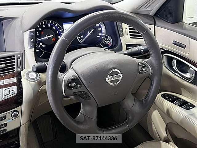 Nissan FUGA 2012-06 360756-13