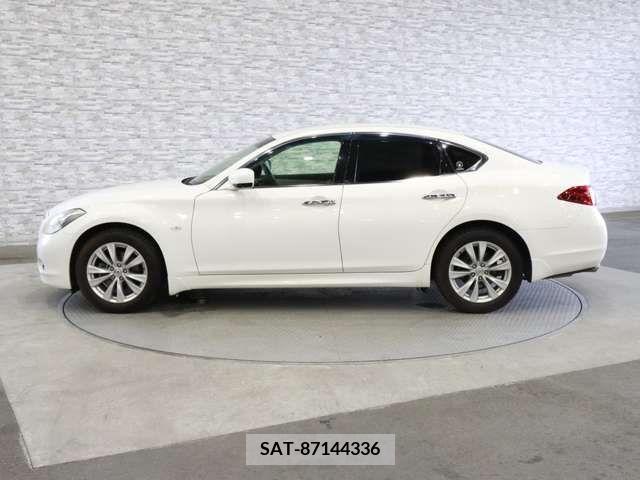 Nissan FUGA 2012-06 360756-6