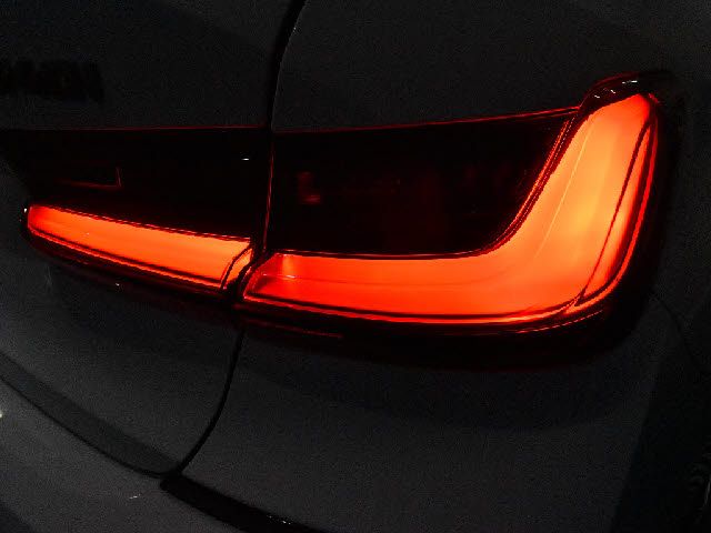 Bmw 3 SERIES 2020-09 18698-16