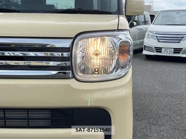 Suzuki SPACIA 2022-12 330723-12