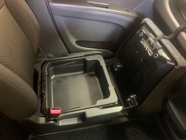 Suzuki SOLIO 2011-11 7686-16