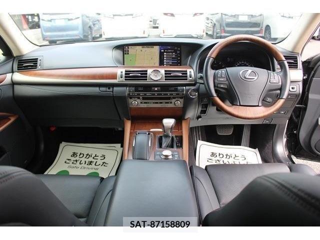 Lexus LS 2016-04 275507-16
