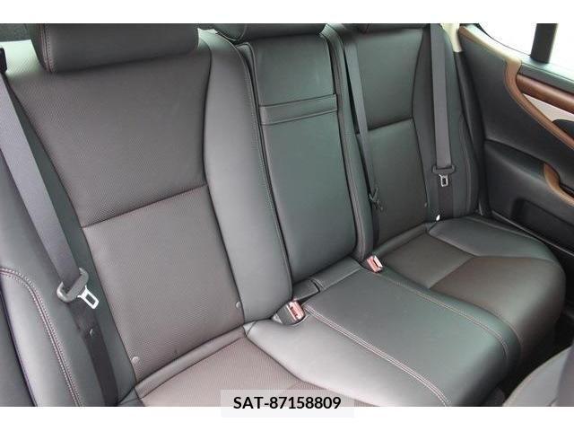Lexus LS 2016-04 275507-15