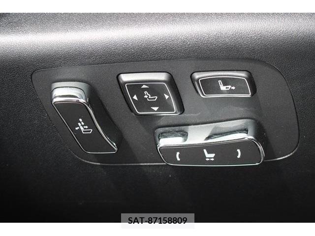 Lexus LS 2016-04 275507-5