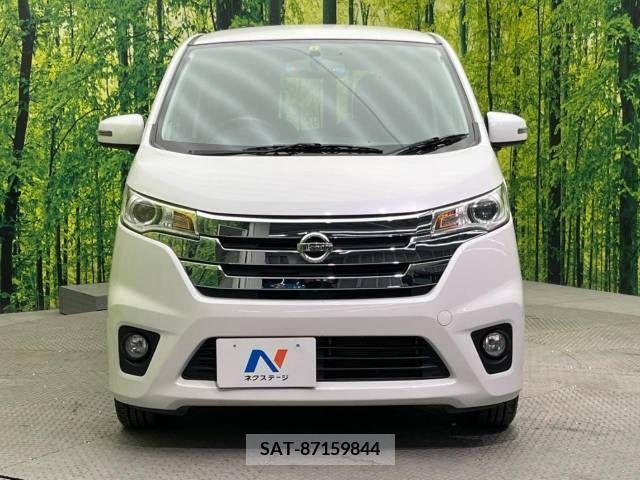 Nissan DAYZ 2013-07 256448-14