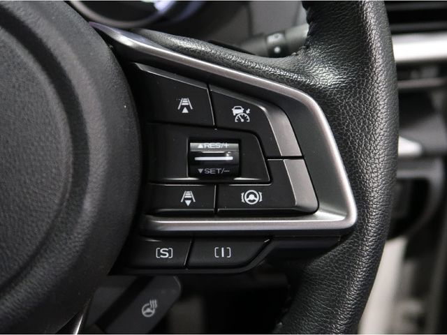 Subaru FORESTER 2018-10 196043-21