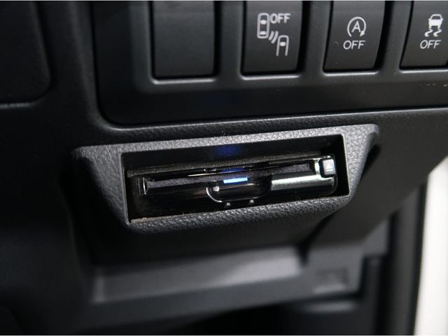 Subaru FORESTER 2018-10 196043-27