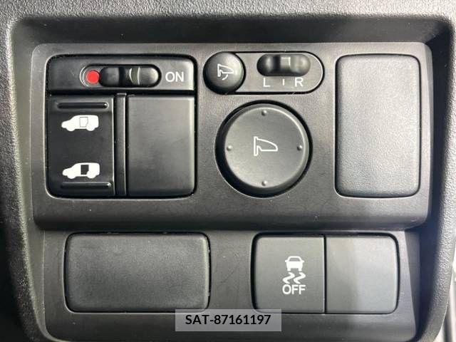 Honda FREED 2012-06 270418-4