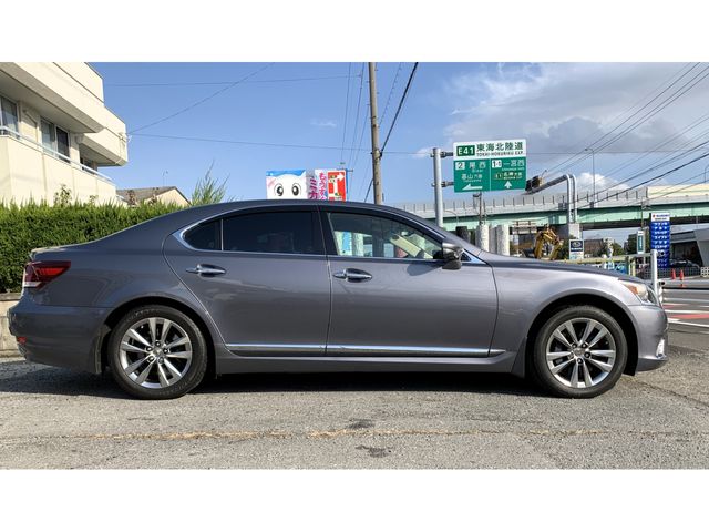 Lexus LS 2017-05 186562-24