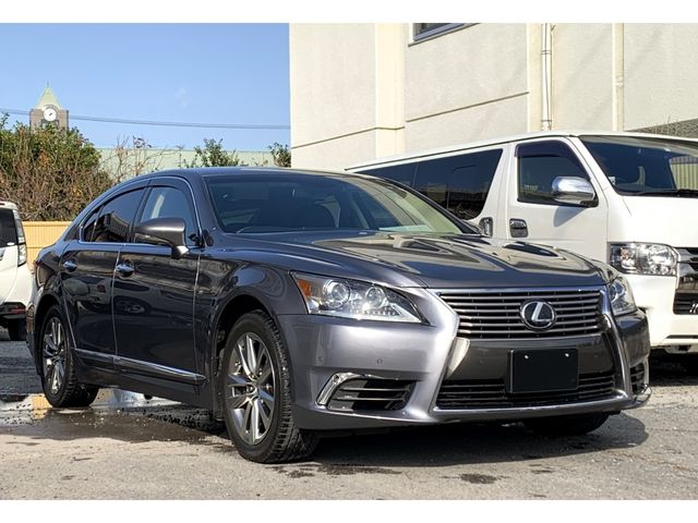 Lexus LS 2017-05 186562-28