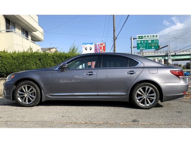 Lexus LS 2017-05 186562-25