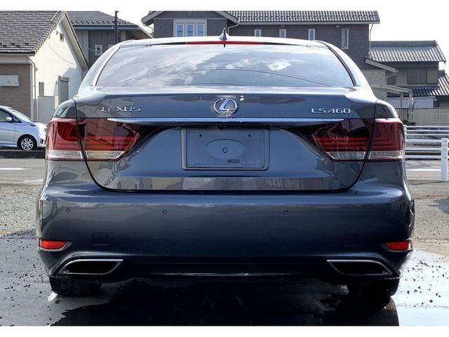 Lexus LS 2017-05 186562-27