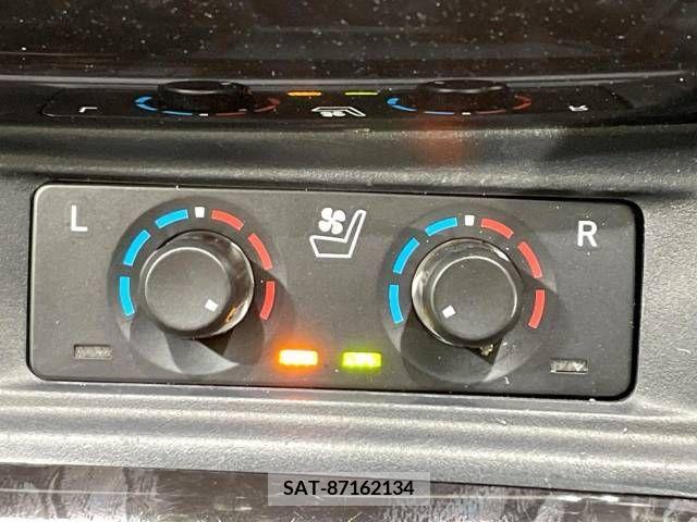 Toyota ALPHARD 2022-10 333364-5