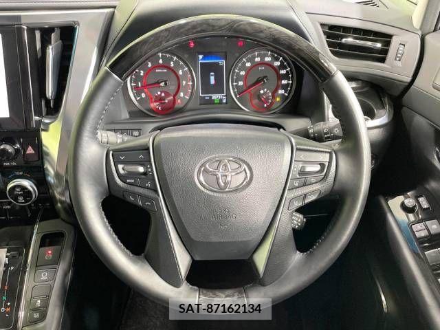 Toyota ALPHARD 2022-10 333364-12