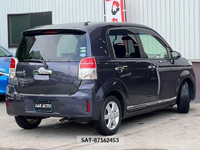 Toyota SPADE 2013-08 286022-1